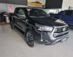 TOYOTA HILUX 2.8 D-4D TURBO DIESEL CD SRX LIMITED 4X4 AUTOMÁTICO TOYOTA HILUX 2.8 D-4D TURBO DIESEL CD SRX LIMITED 4X4 AUTOMÁTICO