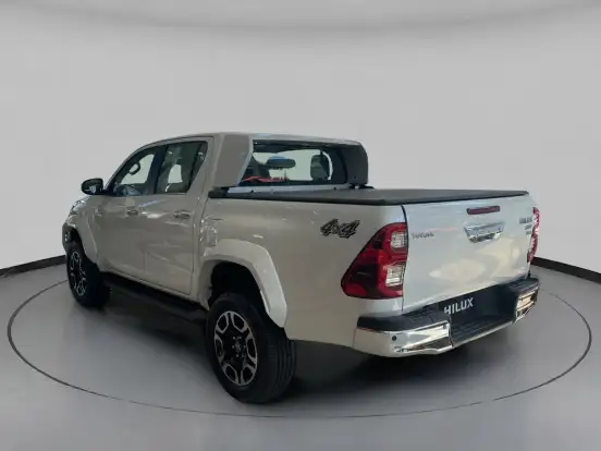 TOYOTA-HILUX-2026