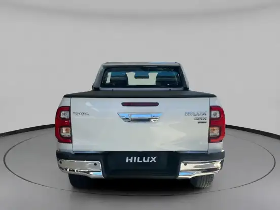 TOYOTA-HILUX-2026
