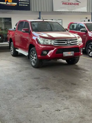 TOYOTA HILUX 2.8 SR 4X4 CD 16V DIESEL 4P AUTOMÁTICO
