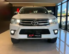 TOYOTA HILUX 2.8 SRV 4X4 CD 16V DIESEL 4P AUTOMÁTICO TOYOTA HILUX 2.8 SRV 4X4 CD 16V DIESEL 4P AUTOMÁTICO