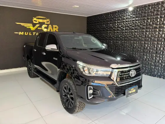 TOYOTA HILUX 2.8 SRX 4X4 CD 16V DIESEL 4P AUTOMÁTICO