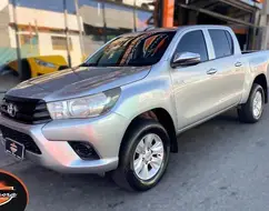 TOYOTA HILUX 2.7 SR 4X2 CD 16V FLEX 4P MANUAL TOYOTA HILUX 2.7 SR 4X2 CD 16V FLEX 4P MANUAL