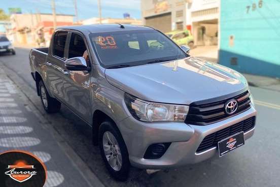 TOYOTA-HILUX-2.7 SR 4X2 CD 16V FLEX 4P MANUAL TOYOTA-HILUX-2019