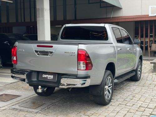 TOYOTA-HILUX-2.7 SRV 4X2 CD 16V FLEX 4P AUTOMÁTICO TOYOTA-HILUX-2020