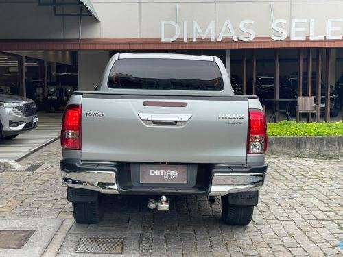 TOYOTA-HILUX-2.7 SRV 4X2 CD 16V FLEX 4P AUTOMÁTICO TOYOTA-HILUX-2020