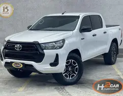 TOYOTA HILUX 2.8 D-4D TURBO DIESEL CD POWER PACK 4X4 MANUAL TOYOTA HILUX 2.8 D-4D TURBO DIESEL CD POWER PACK 4X4 MANUAL