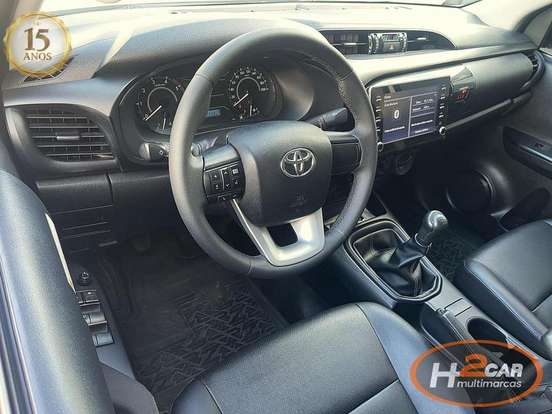 TOYOTA-HILUX-2.8 D-4D TURBO DIESEL CD POWER PACK 4X4 MANUAL TOYOTA-HILUX-2022