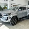 TOYOTA HILUX 2.8 D-4D TURBO DIESEL CD SRX PLUS 4X4 AUTOMÁTICO TOYOTA HILUX 2.8 D-4D TURBO DIESEL CD SRX PLUS 4X4 AUTOMÁTICO