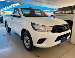 TOYOTA HILUX 2.8 D-4D TURBO DIESEL CS 4X4 MANUAL TOYOTA HILUX 2.8 D-4D TURBO DIESEL CS 4X4 MANUAL