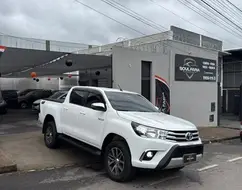 TOYOTA HILUX 2.8 SRX 4X4 CD 16V DIESEL 4P AUTOMÁTICO TOYOTA HILUX 2.8 SRX 4X4 CD 16V DIESEL 4P AUTOMÁTICO