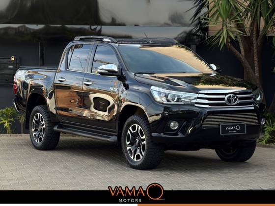 TOYOTA HILUX 2.8 SRX 4X4 CD 16V DIESEL 4P AUTOMÁTICO