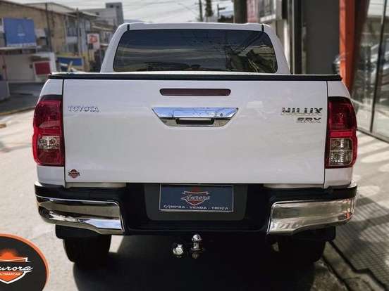 TOYOTA-HILUX-2.8 SRX 4X4 CD 16V DIESEL 4P AUTOMÁTICO TOYOTA-HILUX-2016
