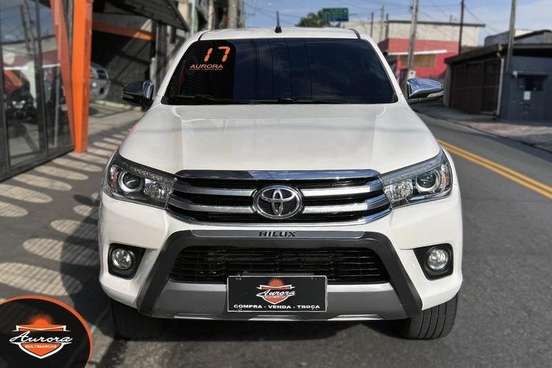 TOYOTA-HILUX-2016