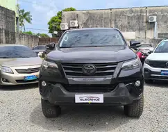 TOYOTA HILUX 2.8 SRX 4X4 CD 16V DIESEL 4P AUTOMÁTICO TOYOTA HILUX 2.8 SRX 4X4 CD 16V DIESEL 4P AUTOMÁTICO
