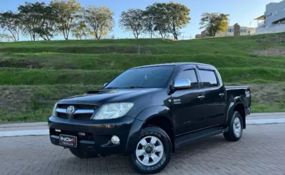 TOYOTA HILUX 3.0 SRV 4X2 CD 16V TURBO INTERCOOLER DIESEL 4P MANUAL