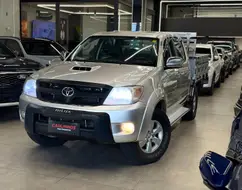 TOYOTA HILUX 3.0 SRV 4X4 CD 16V TURBO INTERCOOLER DIESEL 4P AUTOMÁTICO TOYOTA HILUX 3.0 SRV 4X4 CD 16V TURBO INTERCOOLER DIESEL 4P AUTOMÁTICO