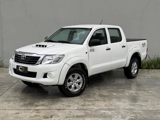 TOYOTA HILUX 3.0 STD 4X4 CD 16V TURBO INTERCOOLER DIESEL 4P MANUAL