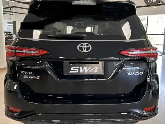 TOYOTA-HILUX SW4-2.8 D-4D TURBO DIESEL DIAMOND 7L 4X4 AUTOMÁTICO TOYOTA-HILUX SW4-2026