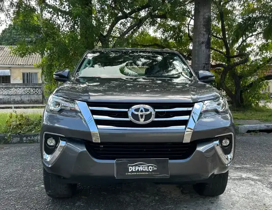 TOYOTA-HILUX SW4-2018