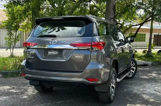 TOYOTA-HILUX SW4-2018