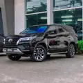 TOYOTA HILUX SW4 2.8 D-4D TURBO DIESEL SRX 4X4 AUTOMÁTICO TOYOTA HILUX SW4 2.8 D-4D TURBO DIESEL SRX 4X4 AUTOMÁTICO