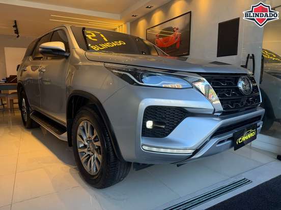 TOYOTA-HILUX SW4-2021