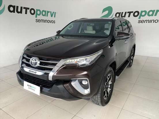 TOYOTA-HILUX SW4-2.8 SRX DIAMOND 4X4 7 LUGARES 16V TURBO INTERCOOLER DIESEL 4P AUTOMÁTICO TOYOTA-HILUX SW4-2019