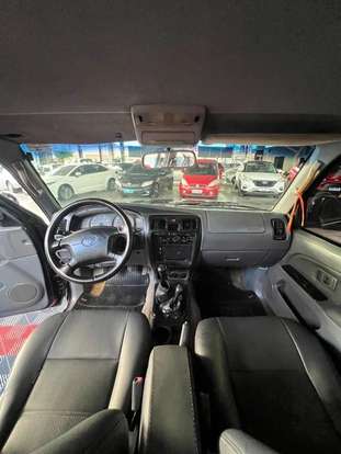 TOYOTA-HILUX SW4-1999