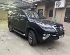 TOYOTA HILUX SW4 4.0 SRX 4X4 7 LUGARES V6 24V GASOLINA 4P AUTOMÁTICO TOYOTA HILUX SW4 4.0 SRX 4X4 7 LUGARES V6 24V GASOLINA 4P AUTOMÁTICO