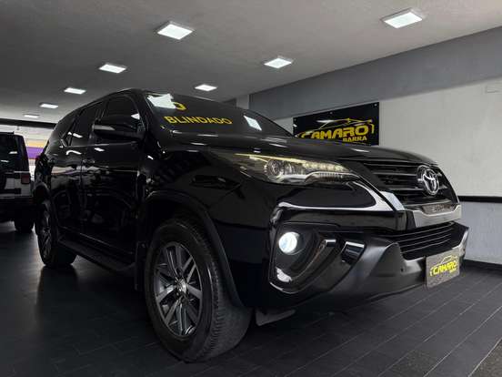 TOYOTA-HILUX SW4-2016