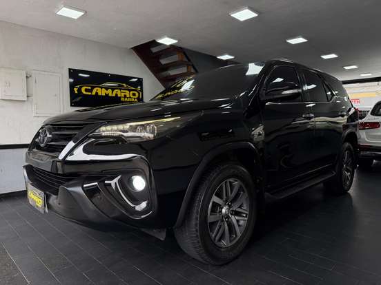 TOYOTA-HILUX SW4-4.0 SRX 4X4 7 LUGARES V6 24V GASOLINA 4P AUTOMÁTICO TOYOTA-HILUX SW4-2016