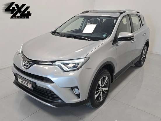 TOYOTA-RAV4-2017