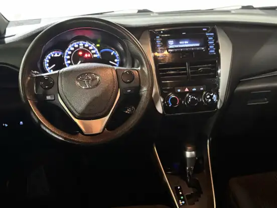 TOYOTA-YARIS-1.3 16V FLEX XL LIVE MULTIDRIVE TOYOTA-YARIS-2019