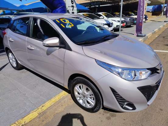 TOYOTA-YARIS-1.3 16V FLEX XL MULTIDRIVE TOYOTA-YARIS-2019