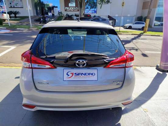 TOYOTA-YARIS-1.3 16V FLEX XL MULTIDRIVE TOYOTA-YARIS-2019