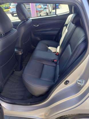 TOYOTA-YARIS-2019