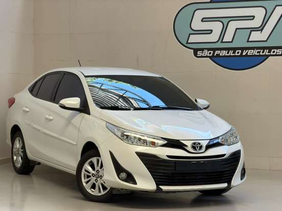 TOYOTA-YARIS-1.5 16V FLEX SEDAN XL PLUS TECH MULTIDRIVE TOYOTA-YARIS-2018