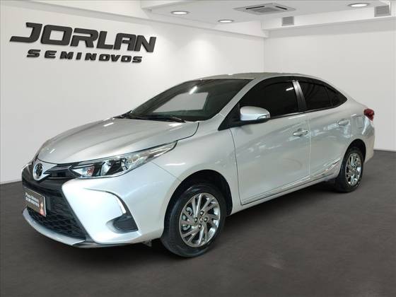 TOYOTA YARIS 1.5 16V FLEX SEDAN XS MULTIDRIVE