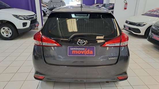 TOYOTA-YARIS-2024