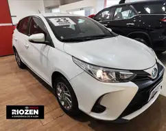 TOYOTA YARIS 1.5 16V FLEX XS CONNECT MULTIDRIVE TOYOTA YARIS 1.5 16V FLEX XS CONNECT MULTIDRIVE