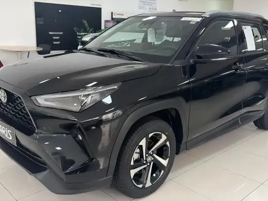 TOYOTA-YARIS CROSS-2026