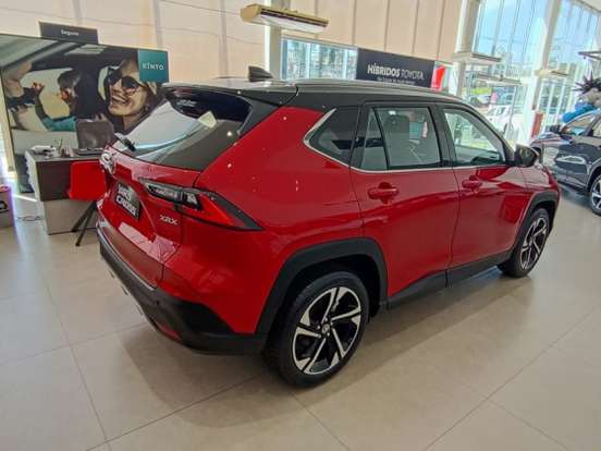 TOYOTA-YARIS CROSS-2026