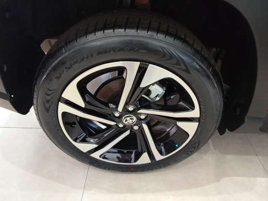 TOYOTA-YARIS CROSS-2026