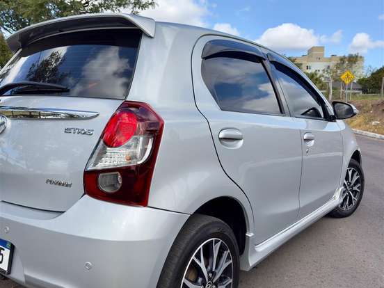 TOYOTA-ETIOS-1.5 PLATINUM 16V FLEX 4P AUTOMÁTICO TOYOTA-ETIOS-2016