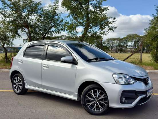 TOYOTA-ETIOS-1.5 PLATINUM 16V FLEX 4P AUTOMÁTICO TOYOTA-ETIOS-2016