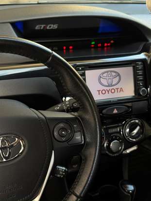 TOYOTA-ETIOS-1.5 PLATINUM 16V FLEX 4P AUTOMÁTICO TOYOTA-ETIOS-2016