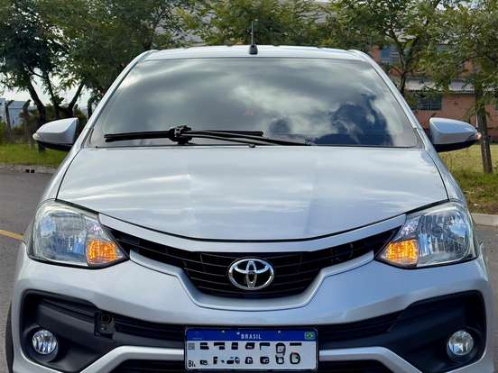 TOYOTA-ETIOS-1.5 PLATINUM 16V FLEX 4P AUTOMÁTICO TOYOTA-ETIOS-2016