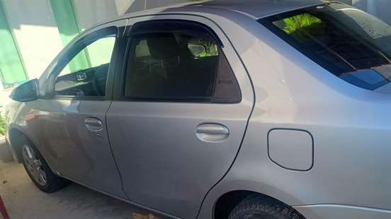 TOYOTA-ETIOS-2019