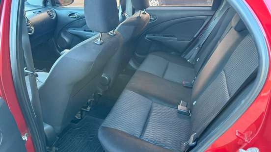 TOYOTA-ETIOS-2016